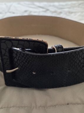 BCBG Studded Pink Leather Wide Belt Size S NWT Pink Snake Skin Three Row Pyramid Stud Belt | Hot Topic main image 2